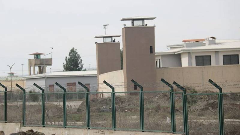 Diyarbakır'da D Tipi Kapalı Ceza İnfaz Kurumu boşaltıldı