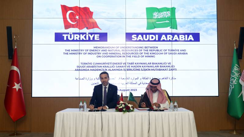 Bakan Bayraktar, Suudi Arabistan ile madencilik alanında işbirliği muahedesi imzaladıklarını duyurdu