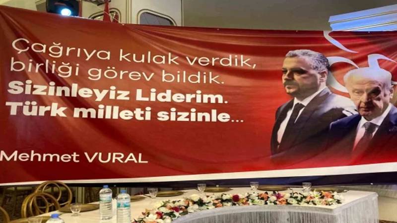 UYGUN Parti'den istifa eden 62 üye merasimle MHP'ye katıldı