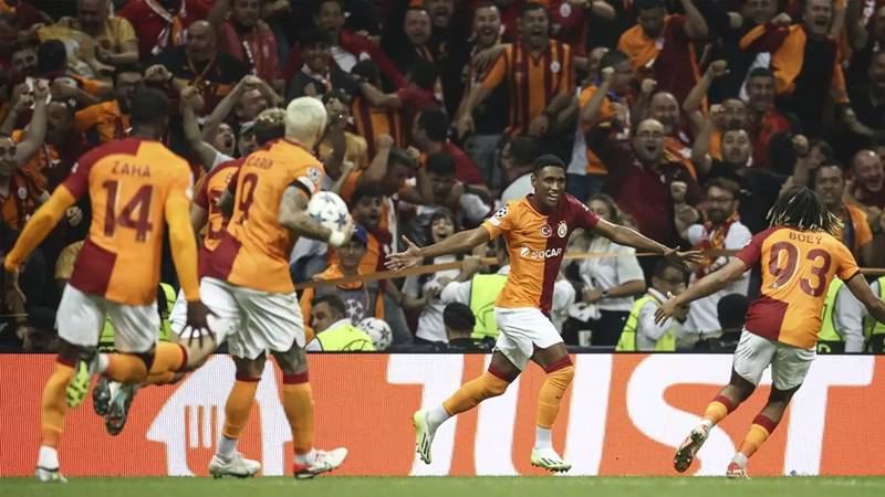 Alman basını Galatasaray'ın Kopenhag maçını kıymetlendirdi: Savunma uyuyor