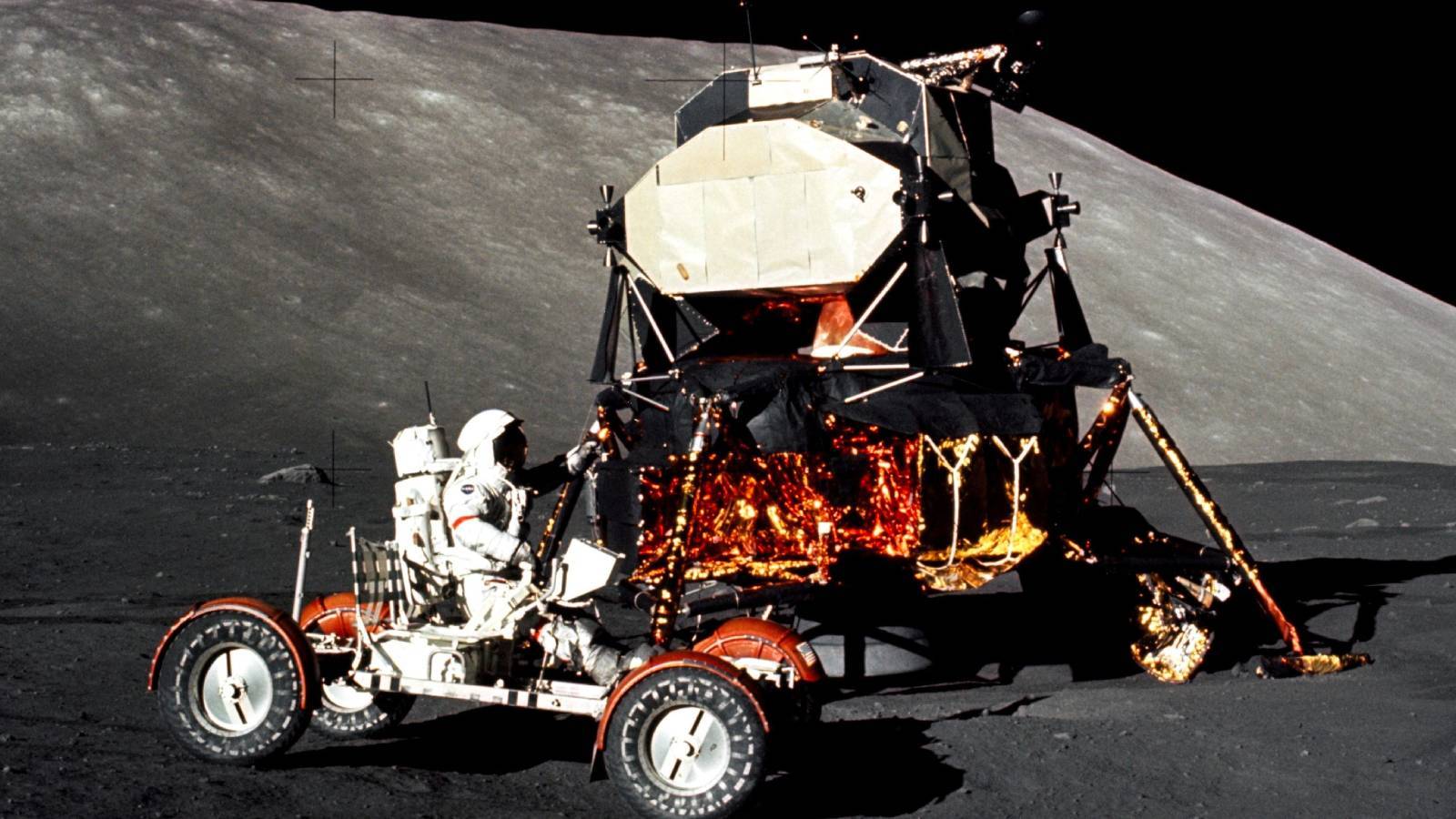 Ay yüzeyinde terk edilen Apollo 17, sarsıntıya yol açabilir
