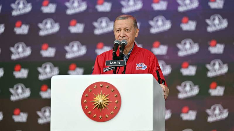 Erdoğan: İzmirlilerin iradesini çantada keklik görenlerin işi bundan sonra daha sıkıntı