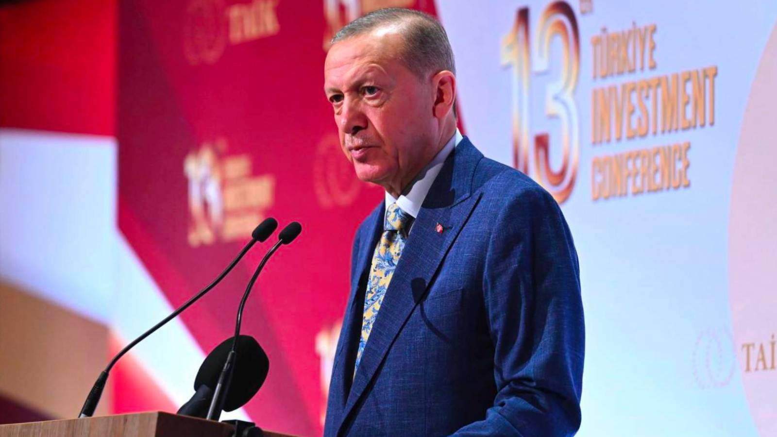 Erdoğan'dan LGBTİ+ sorusuna karşılık: Aile yapımızı amaç alan teşebbüslerle ilgili adımı anayasa değişikliğiyle atacağız