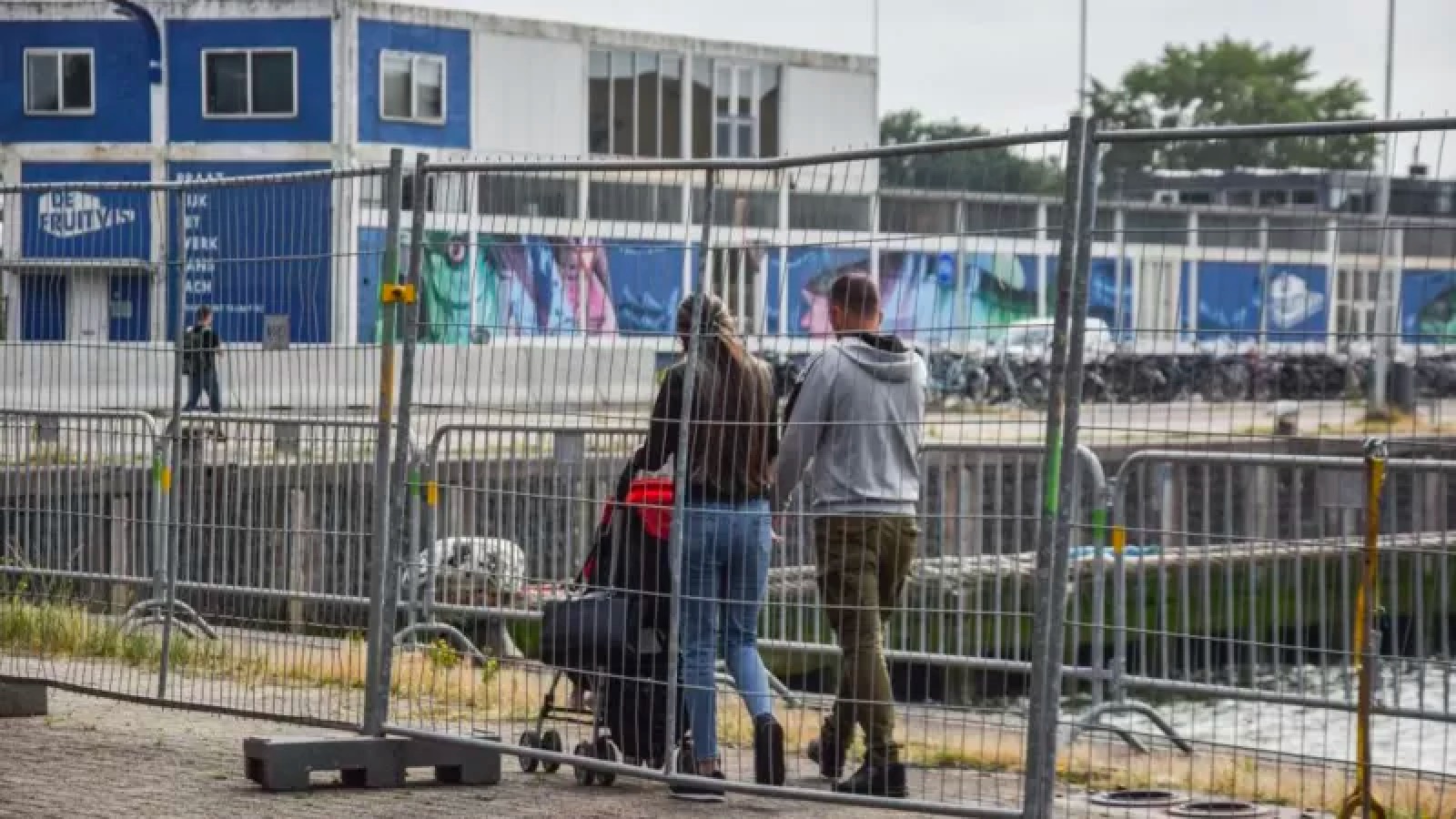 Hollanda: Günde 250 kişinin iltica başvurusu yaptığı ülkede sığınma merkezlerinde yer kalmadı