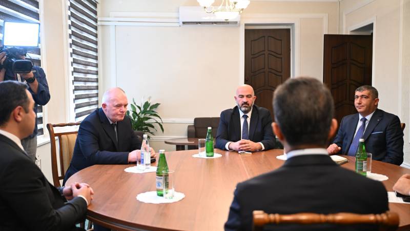 Karabağ Ermenilerinin temsilcileri ile Azerbaycanlı yetkililer, Yevlah'ta görüştü