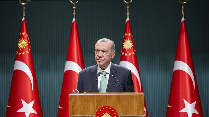 Karar müellifi Kahveci: İktisatta en büyük riskimiz Erdoğan'dır, zira her an tam zıddı kararlar alabilir