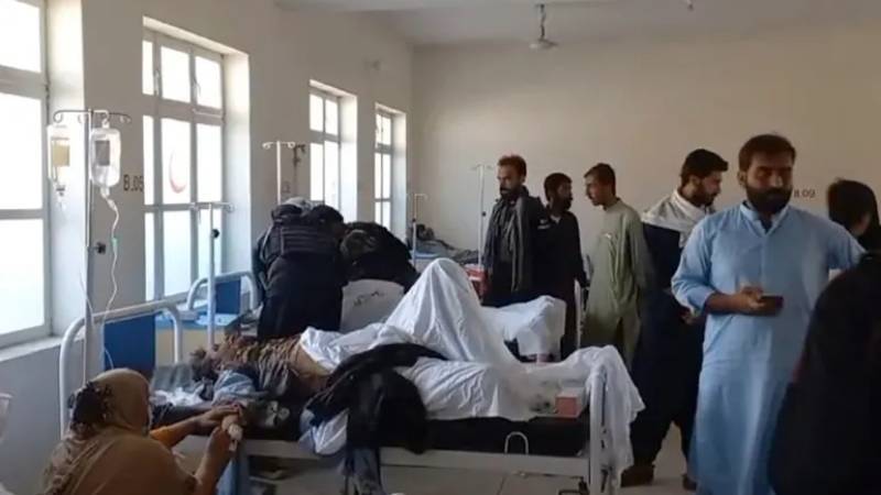 Pakistan'da Mevlit Kandili etkinliğinde intihar saldırısı