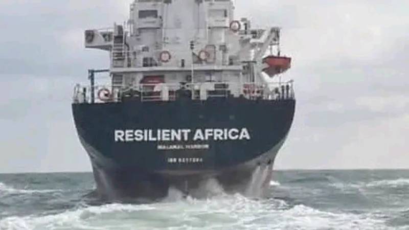 Ukrayna tahılını taşıyan 'Resilient Africa' gemisi insani koridoru kullanarak Türkiye'ye geri döndü